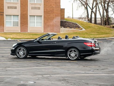 Used 2011 Mercedes-Benz E 550 Cabriolet image 11