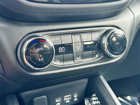 Used 2023 Chevrolet TrailBlazer LT w/ Convenience Package image 15