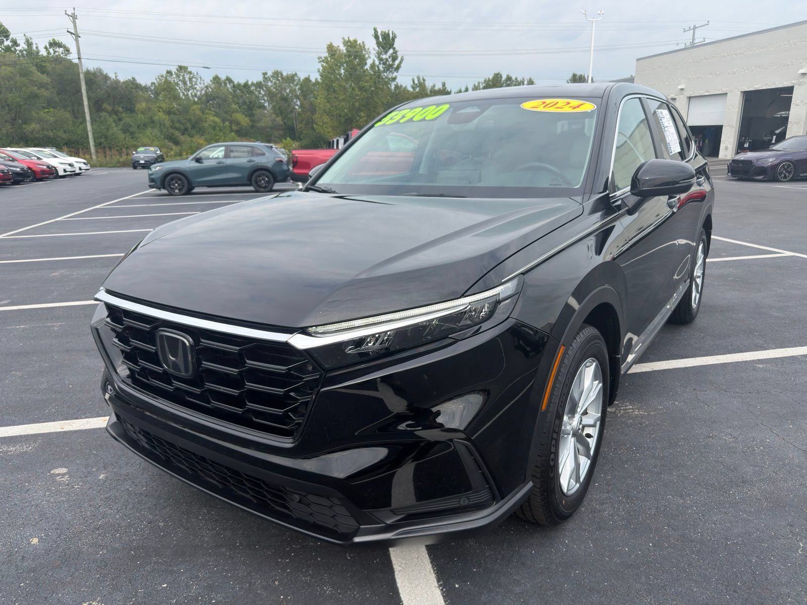 Used 2024 Honda CR-V EX-L image 2