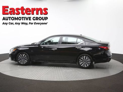 Used 2024 Nissan Altima 2.5 SV w/ SV Premium Package FWD image 62