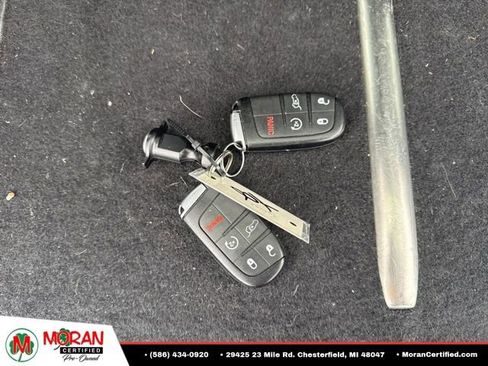 Used 2015 Jeep Grand Cherokee Limited AWD/4WD image 30