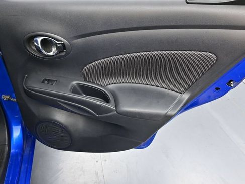 Used 2017 Nissan Versa SV FWD image 28