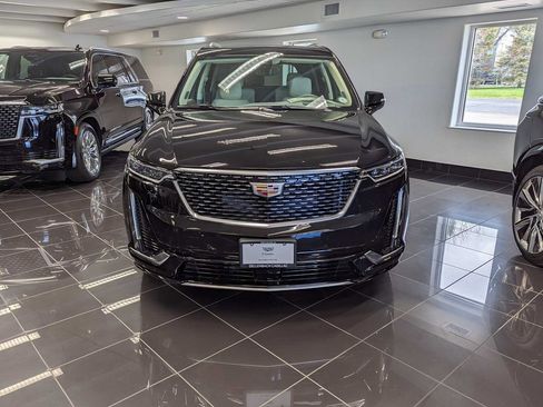 New 2024 Cadillac XT6 Premium Luxury w/ Technology Package image 5