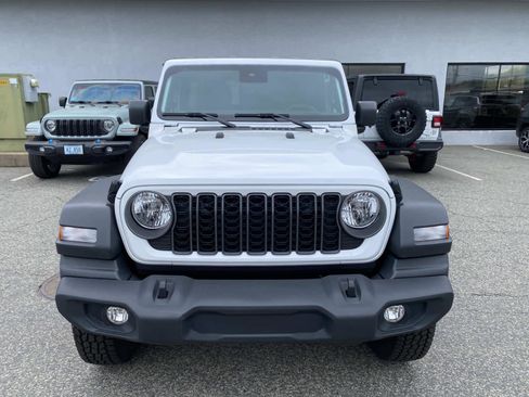 Certified 2025 Jeep Wrangler Unlimited Sport AWD/4WD image 3