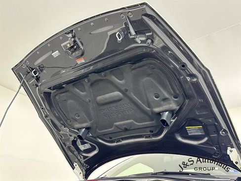 Used 2021 Nissan GT-R NISMO AWD/4WD image 45