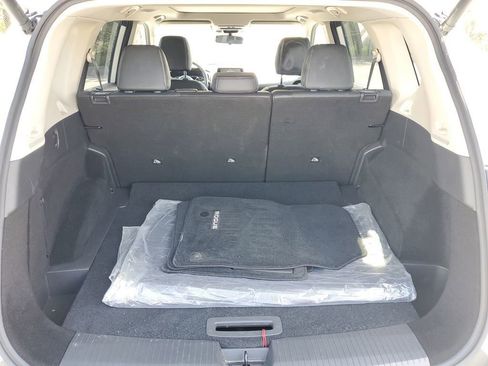 Used 2021 Nissan Rogue SV w/ Premium Package AWD/4WD image 8