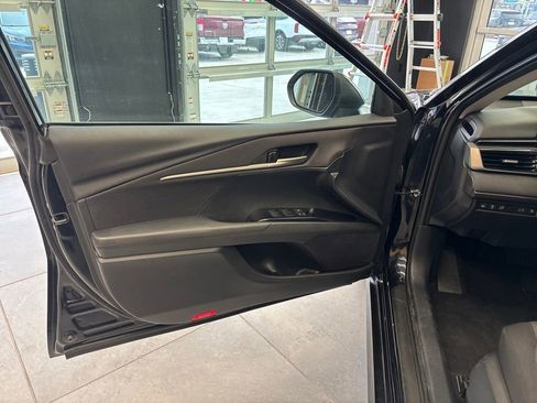 Used 2025 Toyota Camry LE image 11