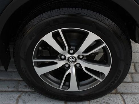 Used 2018 Toyota RAV4 XLE image 49