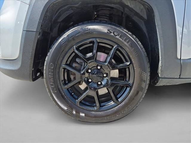 Used 2020 Jeep Renegade Altitude AWD/4WD image 23