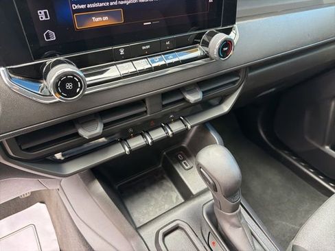 Used 2023 Chevrolet Colorado W/T RWD image 27