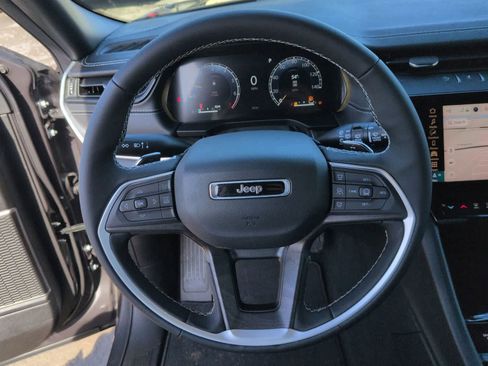 New 2026 Jeep Grand Cherokee L Limited image 12