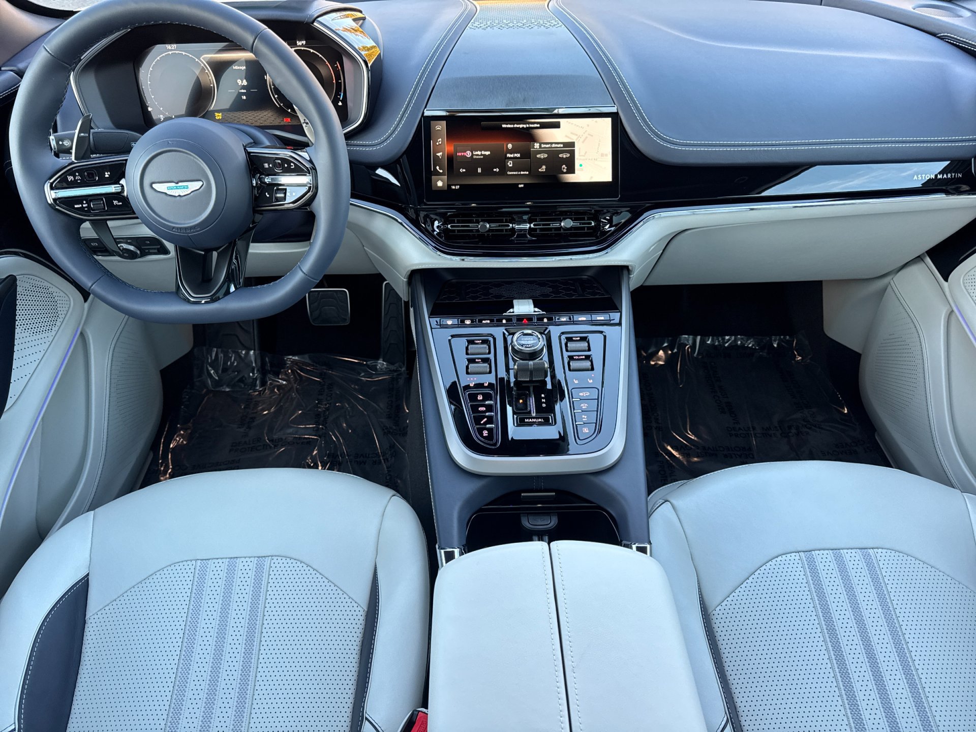 Used 2026 Aston Martin DBX 707 AWD/4WD image 17