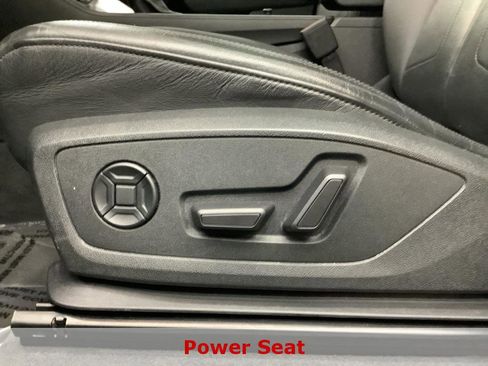 Used 2023 Audi Q3 2.0T Premium image 14