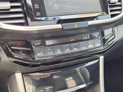 Used 2016 Honda Accord EX-L image 26