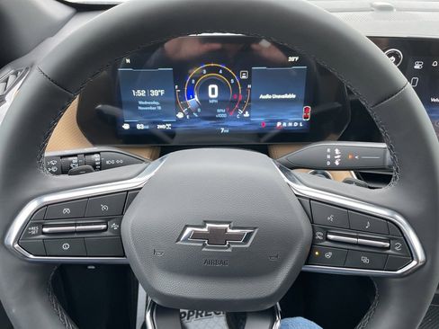 New 2026 Chevrolet Equinox ACTIV image 7