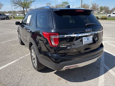Used 2017 Ford Explorer Limited image 21