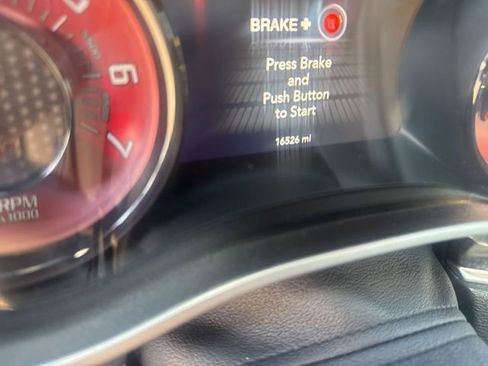 Used 2019 Dodge Challenger SRT Hellcat Redeye RWD image 11