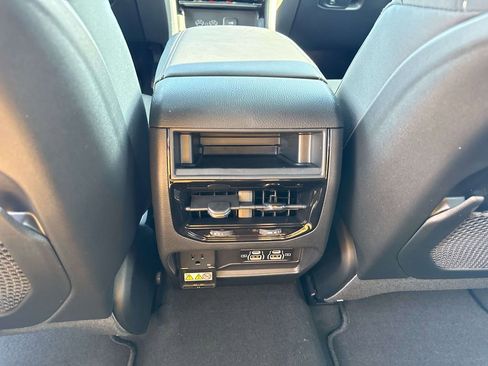 New 2025 Jeep Grand Cherokee Laredo X w/ Luxury Tech Group I image 10