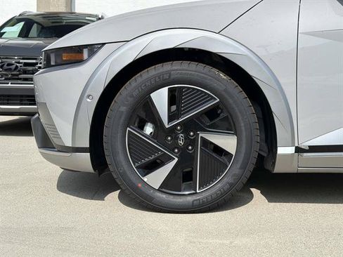New 2026 Hyundai Ioniq 5 Limited RWD image 6