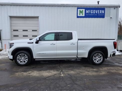 Used 2022 GMC Sierra 1500 Denali image 2