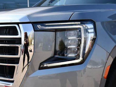 Used 2023 GMC Yukon SLT w/ SLT Premium Package AWD/4WD image 39