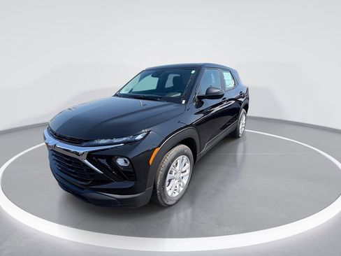 New 2026 Chevrolet TrailBlazer LS image 4