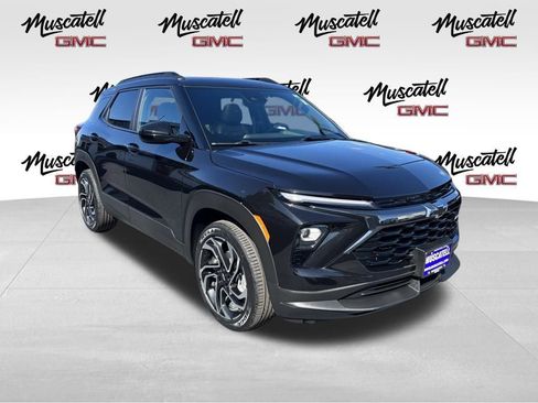 Used 2024 Chevrolet TrailBlazer RS w/ Convenience Package image 3