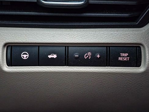 Used 2020 Nissan Altima 2.5 Platinum FWD image 24