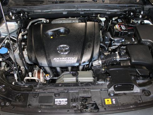 Used 2017 MAZDA MAZDA3 Sport w/ Preferred Equipment Package image 31