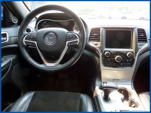 Used 2015 Jeep Grand Cherokee Altitude AWD/4WD image 11
