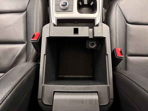 Certified 2023 Ford Explorer XLT w/ Equipment Group 202A image 26