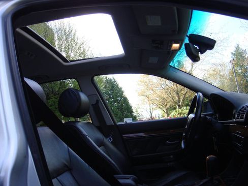 Used 2002 BMW 530i Sedan image 14