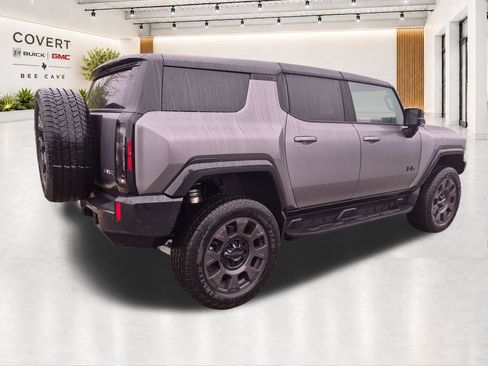 New 2026 GMC Hummer EV 3X w/ Carbon Fiber Edition Package AWD/4WD image 11