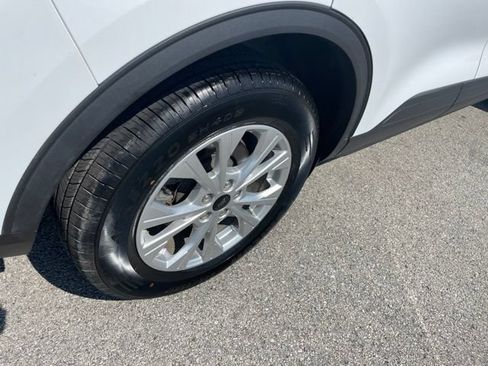 Used 2024 Ford Escape Active w/ Tech Pack #1 AWD/4WD image 15