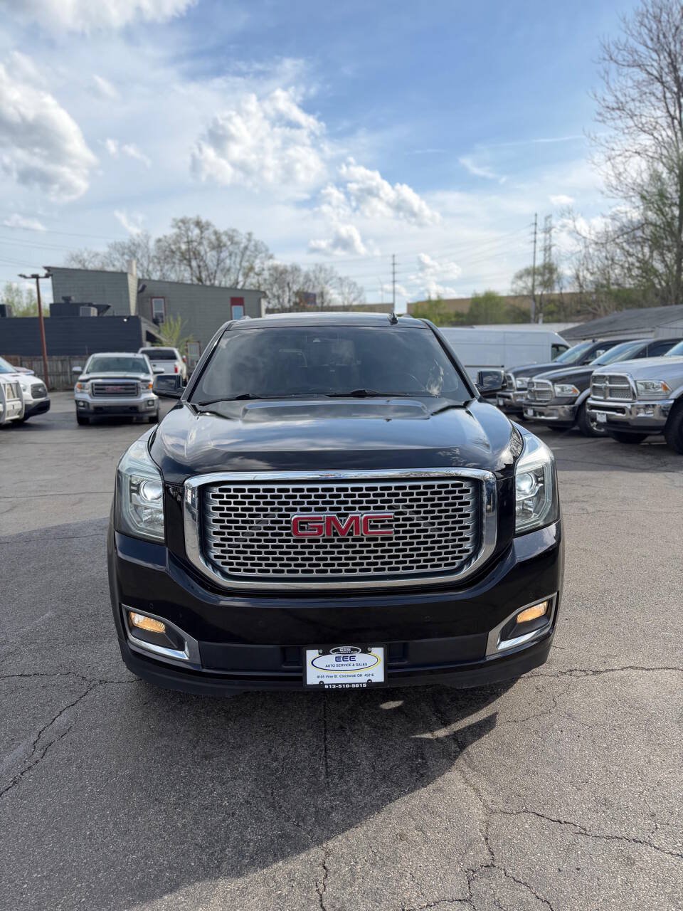 Used 2016 GMC Yukon Denali AWD/4WD image 3