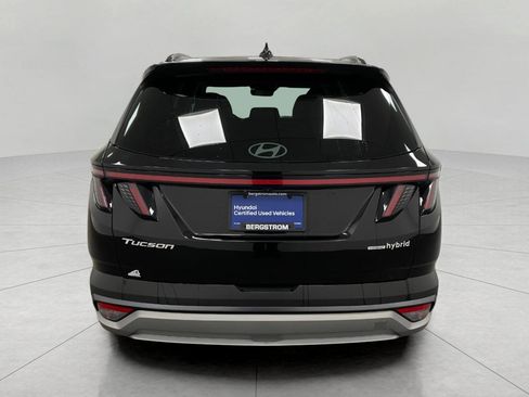 Certified 2025 Hyundai Tucson SEL AWD/4WD image 4