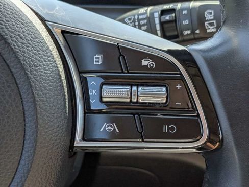 Used 2024 Kia Seltos EX FWD image 25