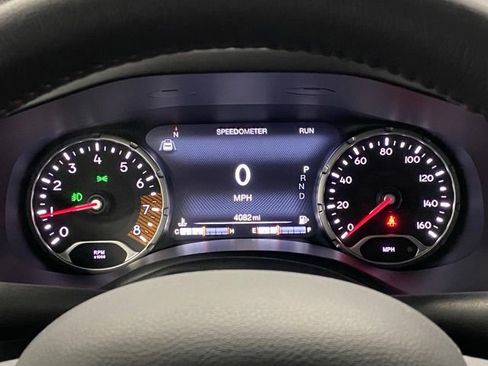 Used 2022 Jeep Renegade Trailhawk w/ Trailer Tow Group image 17