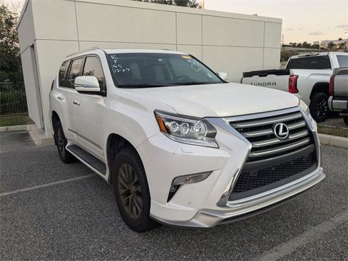 Used 2019 Lexus GX 460 image 1