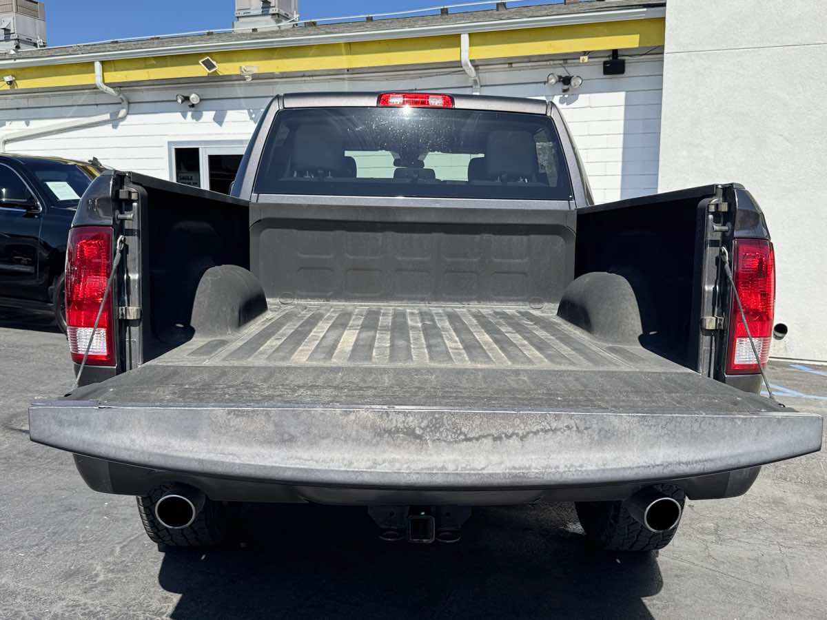 Used 2017 RAM 1500 Express AWD/4WD image 15