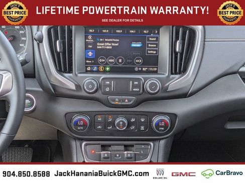 Used 2024 GMC Terrain AT4 AWD/4WD image 18