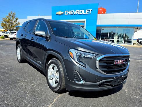 Used 2021 GMC Terrain SLE FWD image 13