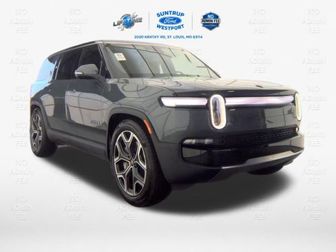 Used 2025 Rivian R1S Adventure AWD/4WD image 26