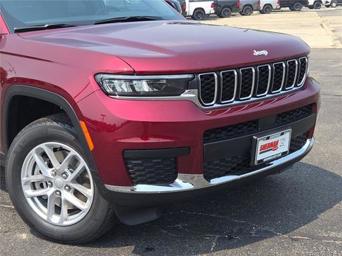 New 2025 Jeep Grand Cherokee L Laredo w/ Luxury Tech Group I image 2
