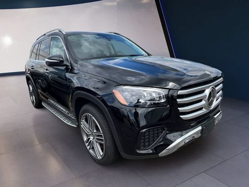 Certified 2026 Mercedes-Benz GLS 450 4MATIC image 7