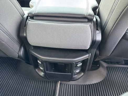 Used 2023 RAM 1500 Big Horn AWD/4WD image 23