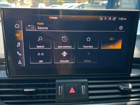 Used 2022 Audi Q5 2.0T Premium w/ Convenience Package image 33