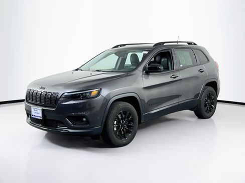 Used 2023 Jeep Cherokee Altitude Lux AWD/4WD image 1