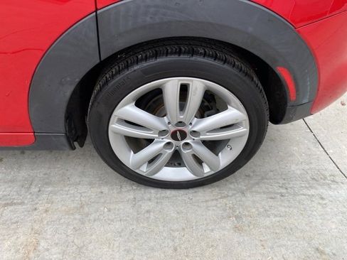 Used 2015 MINI Cooper 4-Door Hardtop image 11