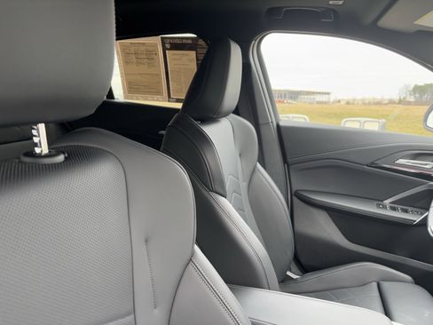 Certified 2025 BMW X2 xDrive28i image 35